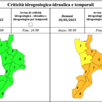 Diagramma idrogeologico: sinistra, mappa di criticità idrologico-idrogeologica in verde; destra, mappa con colori giallo-arancio che indica livelli di criticità idrogeologica temporali.