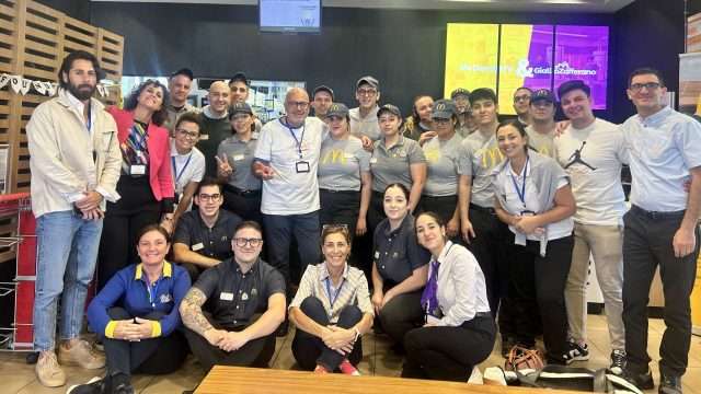 Mcdonald’s celebra il suo fondatore con un tour tra i punti vendita