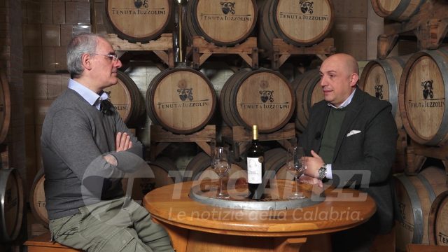 GLI SPECIALI DI VIDEO CALABRIA | Tenuta Iuzzolini sul trono d’Italia