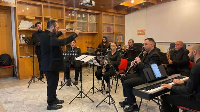“La musica, un’emozione che cura” fa tappa all’ospedale di Crotone