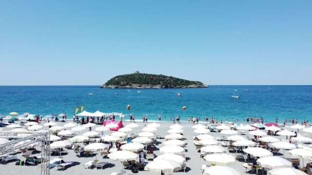 Nuoto in acque libere, conto alla rovescia per il “Trofeo Isola di Cirella”