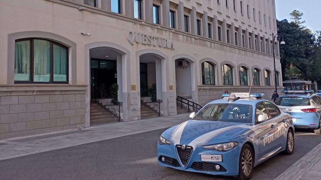 Reggio, tre ultras della Reggina colpiti da Daspo “fuori contesto”